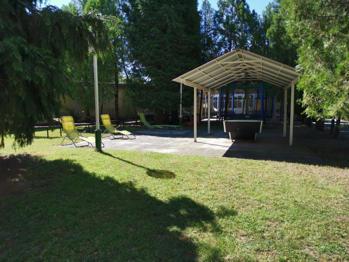 Hotel Amigo Zamárdi Buitenkant foto